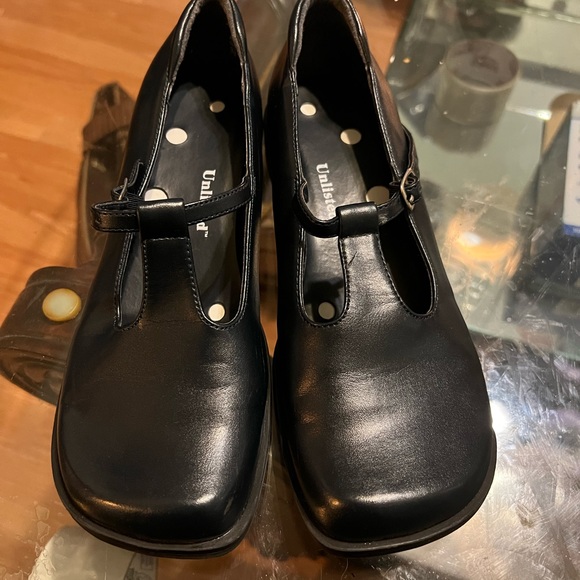 Unlisted - Picture 6 of 11